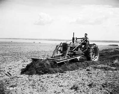 Tractor Mounted Shovels