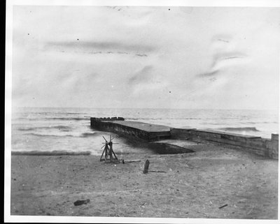 Pier at Wilmette beach