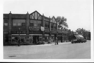 Walgreen Drugs southwest corner of Wilmette and Central Avenues, Wilmette, Illinois, 1948